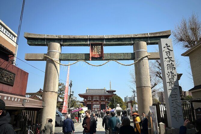 Osaka Highlights Walking Tour: Castle, Dotonbori & Hidden Gems - Tsutenkaku Tower and Shinsekai: retro Osaka in full color