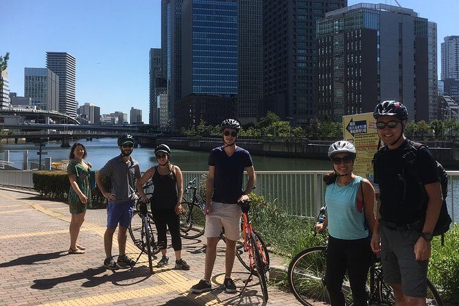 Osaka in a Nutshell: Three hour bike tour - Osaka Castle Park: Green Views, Photos, and a Clear Historical Frame