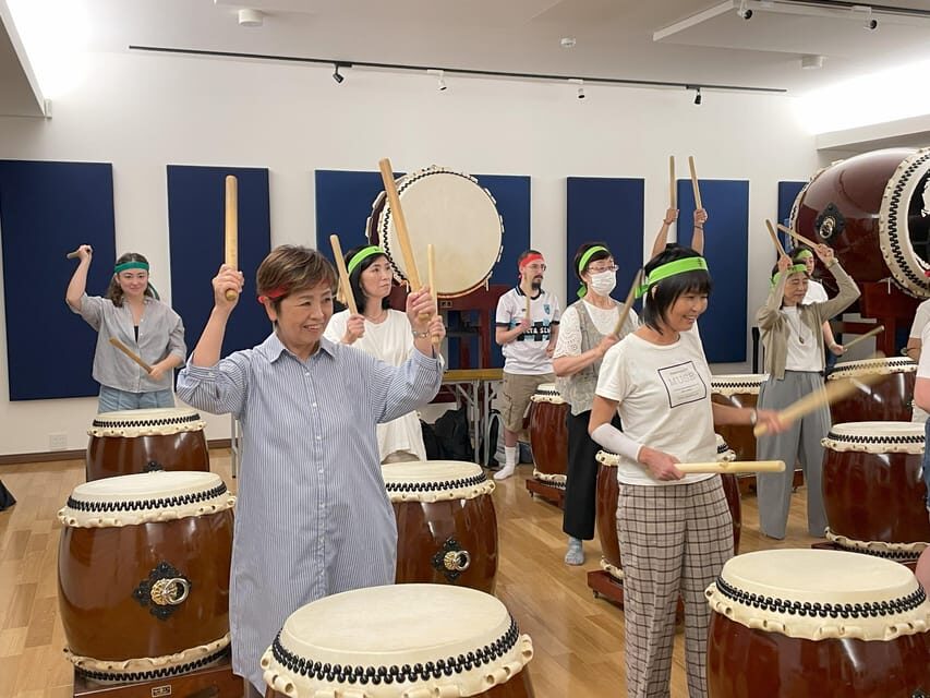 Osaka: Japanese Drum Taiko Workshop - The 2-hour rhythm: what you actually do (step by step)