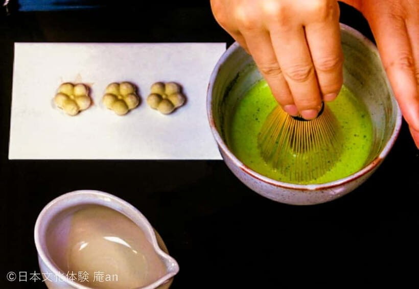 Osaka: Japanese Traditional Sweets Making and Tea Ceremony - Quick Hits