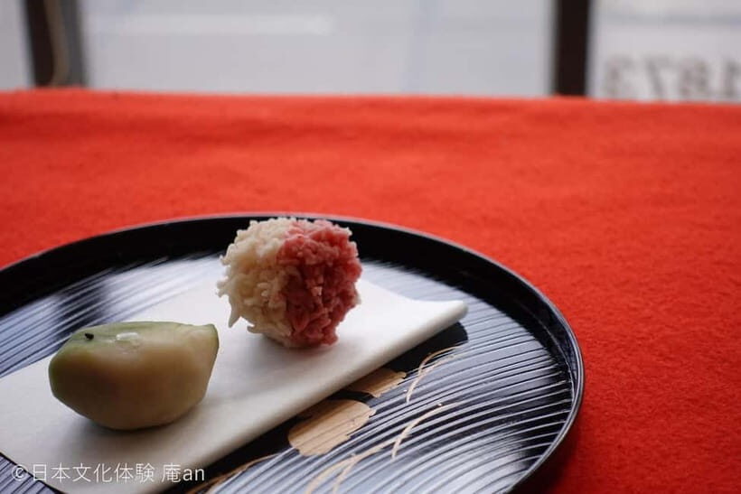 Osaka: Japanese Traditional Sweets Making and Tea Ceremony - Why the Bean Paste From Kyoto Is a Big Deal