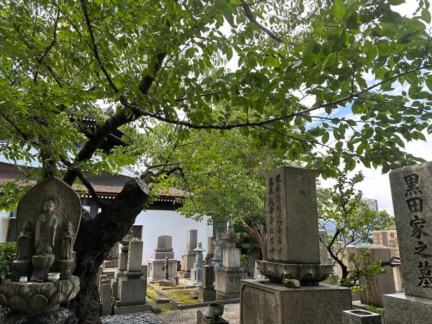 Osaka: Japan’s Oldest Temple & Bone Buddha Walking Tour - How the Two Temples Tell One Osaka Story