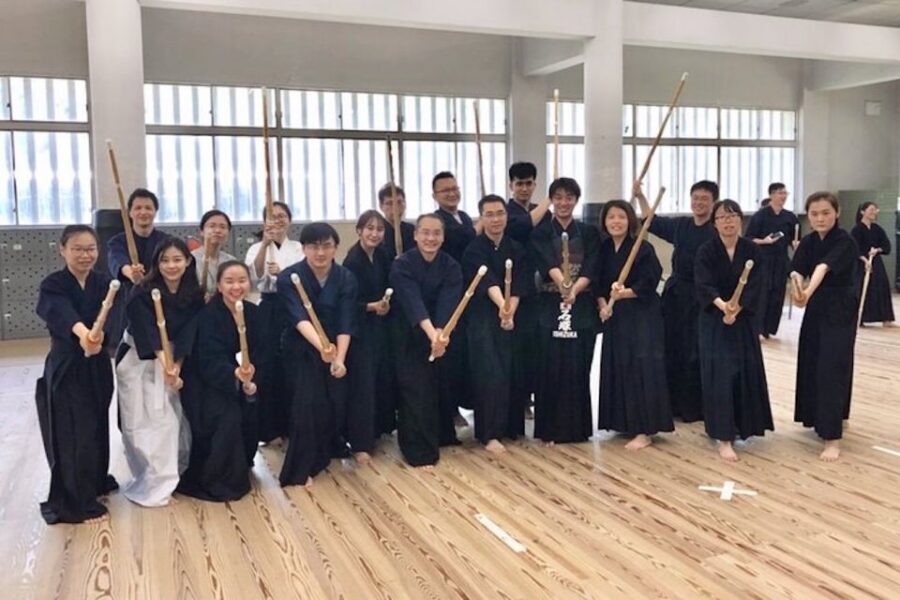 Osaka: Kendo Workshop Experience - The dojo routine: etiquette and the idea of unifying your spirit