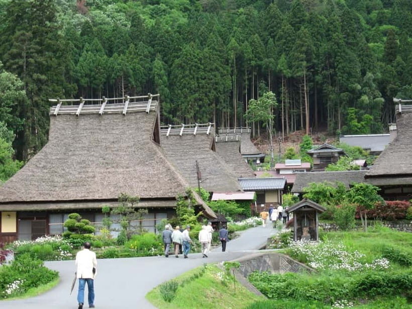 Osaka/Kyoto: Amanohashidate & Miyama Tour with Boat & Lunch - Miyama Kayabuki-no-Sato: Walking Into a Different Time