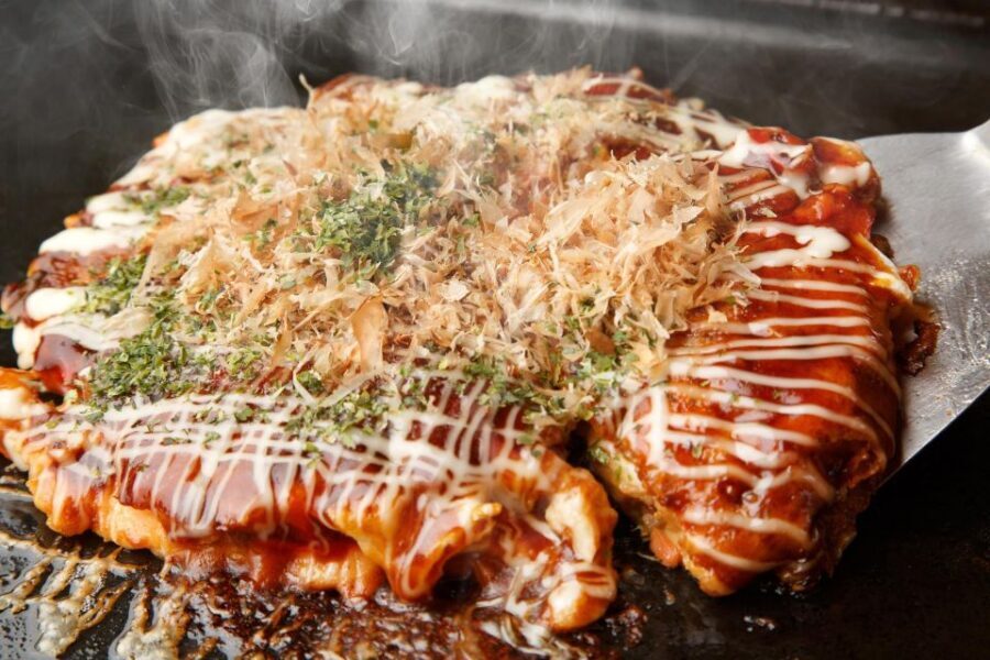 Osaka: Local Foodie Tour in Dotonbori and Shinsekai - Kushikatsu Tasting: Six Pieces, One Style, and an Important Ingredient Note