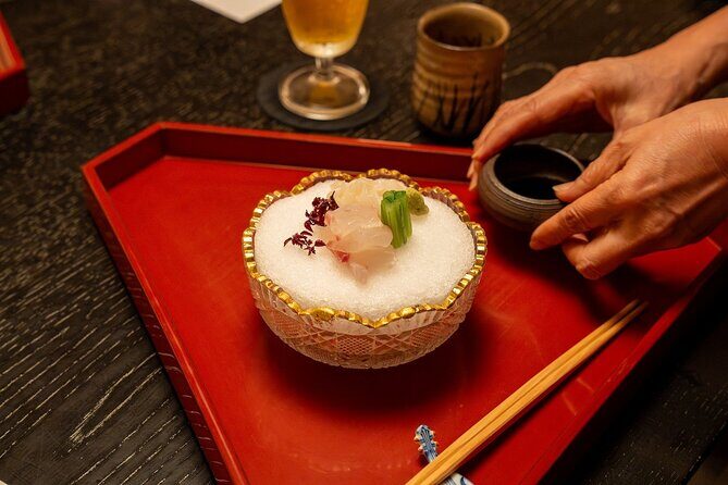Osaka Michelin Food Tour Experience Kaiseki and Local dishes - Michelin kaiseki meets Osaka street food