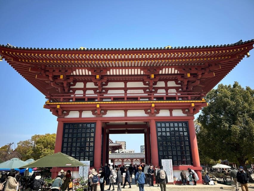 Osaka Morning Tour: Shitennoji Temple, Shinsekai &Doutonbori - Kushikatsu and okonomiyaki: how the included food shapes the day