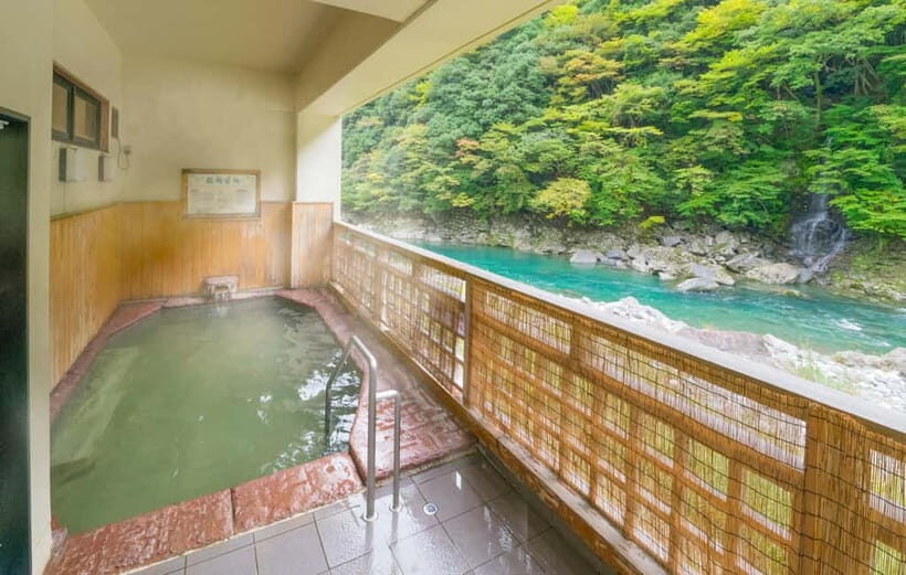 Osaka-Nara: 2-Day Discovery Pass - Osaka-to-Nara shift on the Northern Route: temples and world-heritage sights