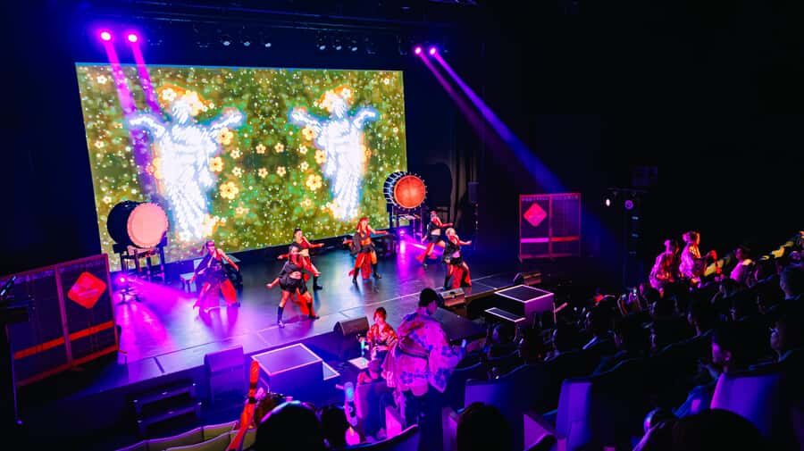 OSAKA NIGHT FUSION Japanese Taiko Kabuki Samurai Dance Show - Seats, Photos, and the End-of-Show Beat