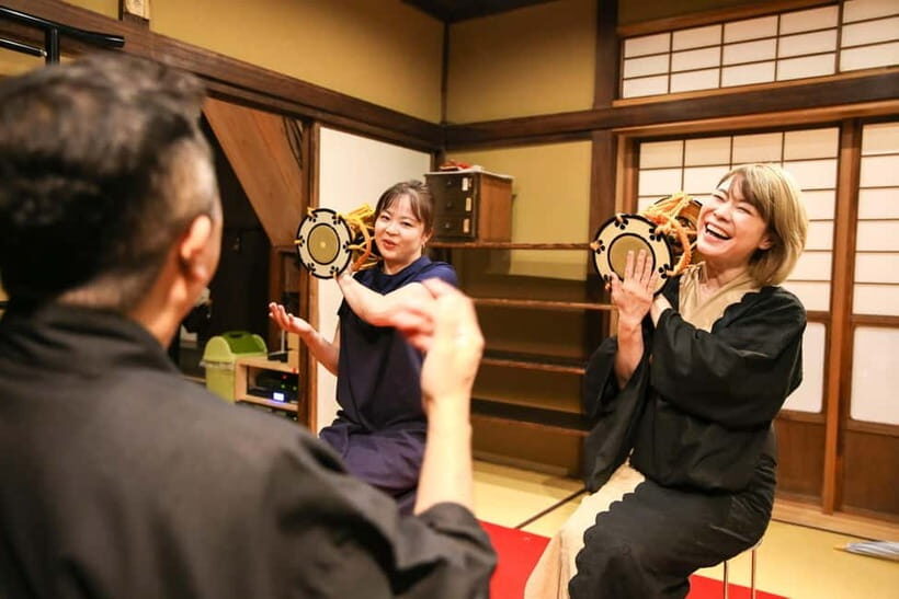 Osaka: Noh Performance with English Subtitles and Workshop - Noh in Osaka: why Yamamoto Noh Theater fits first-timers