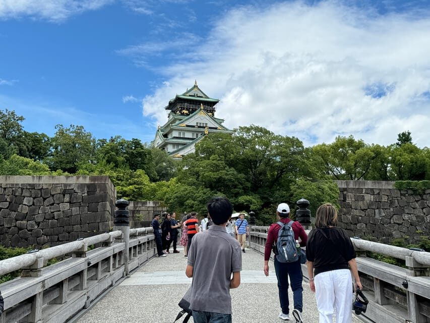 Osaka: Osaka Castle & Historical Museum Guided Tour - Inside the main tower museum: more than a replica