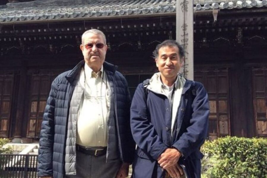 Osaka: Private Custom Walking Tour with a Local Guide - Photo stops that turn into mini-lessons