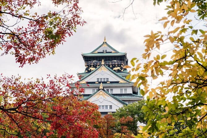 Osaka Private Tour with English-Speaking Driver - Stop 1: Shinsekai Inari Shrine in the Shinsekai district