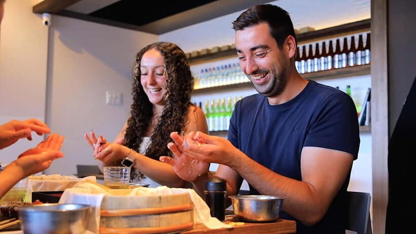 Osaka: Roll and Authentic Sushi Making Class in Dotonbori - Key Highlights You’ll Actually Care About