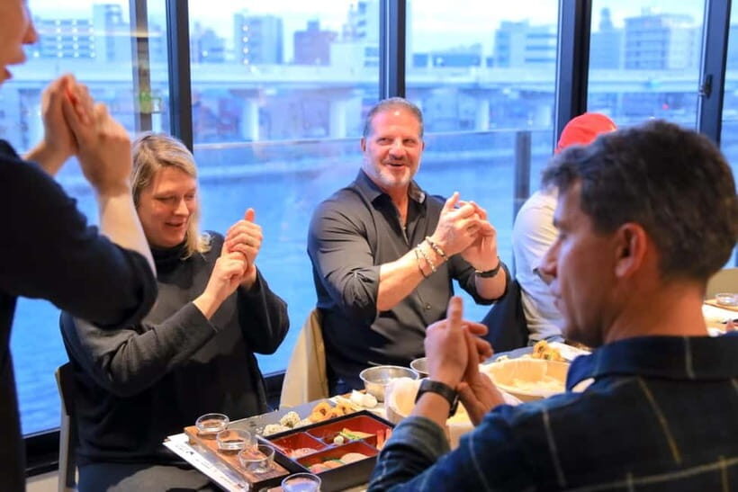 Osaka: Roll and Authentic Sushi Making Class in Dotonbori - Finding the Class Near Shinsaibashi and Dotonbori