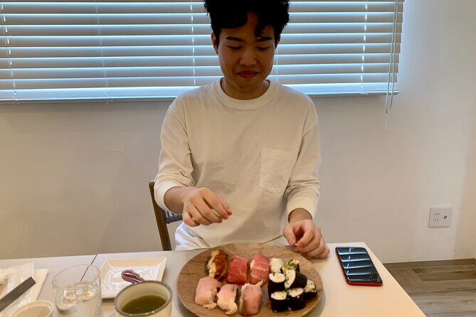 Osaka Sushi Cooking Class - Tea, Tasting, and Sharing: Eating the Evidence