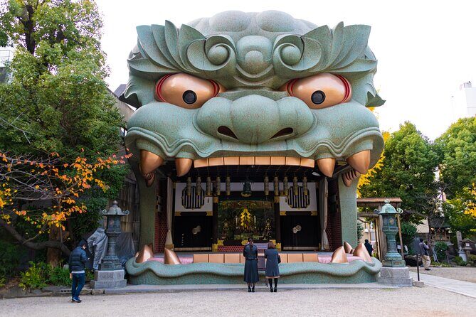 Osaka Unveiled Private Tour: Bustling Streets to Serene Shrines - Price and value: is $579.29 per person worth it?
