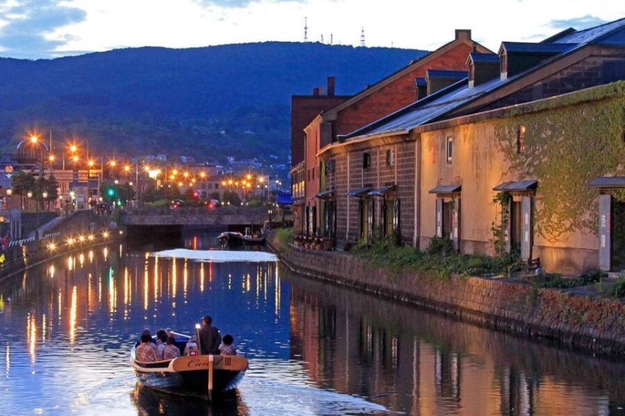 Otaru: Private Guided Walking Tour with Local Guide - Picking 4 vs 6 hours without over-scheduling yourself