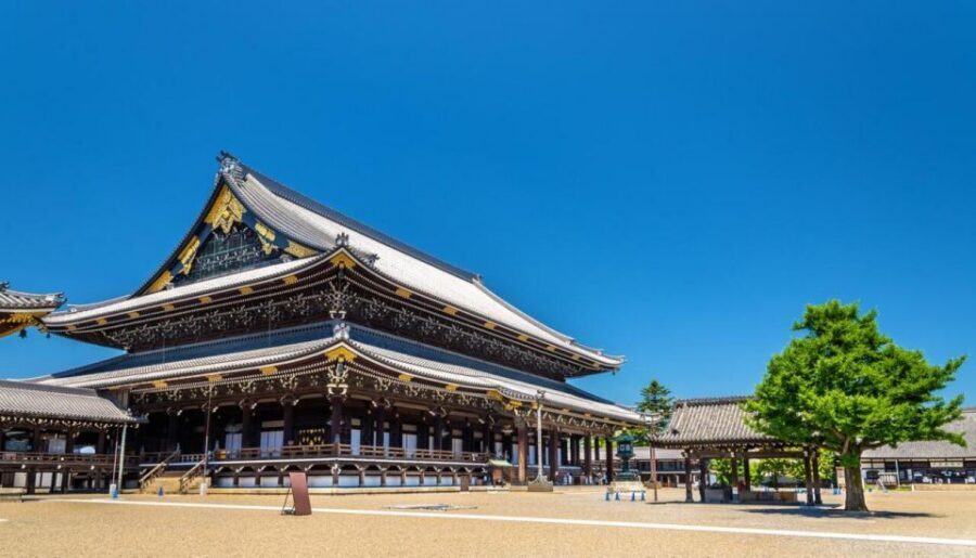 Pedal through Kyoto's Past: A Private Biking Odyssey - Starting at Nishi Hongan-ji: A Calm Opening for the Ride