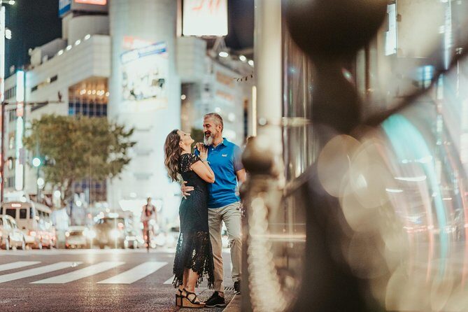 Personal Travel and Vacation Photographer Tour in Tokyo - Omoide Yokocho, Kabukicho, and Shinjuku Gyoen: contrast for your photo story