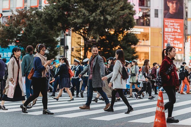 Personal Travel and Vacation Photographer Tour in Tokyo - Meeting in Shibuya: start point and first decisions