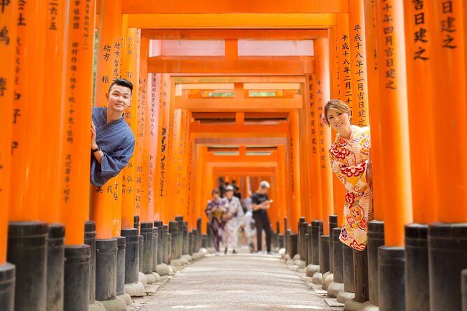 Photo Shoot with a Private Vacation Photographer in KYOTO, JAPAN - Gion Corner: A Strong First Stop for Real Portraits