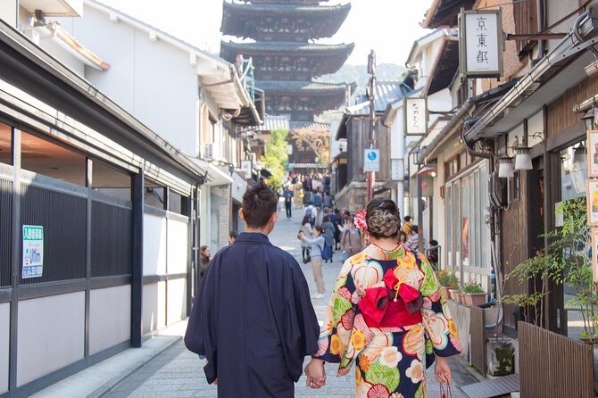 Photo Shoot with a Private Vacation Photographer in KYOTO, JAPAN - Fushimi Inari Taisha Area: Iconic Kyoto Done Your Way
