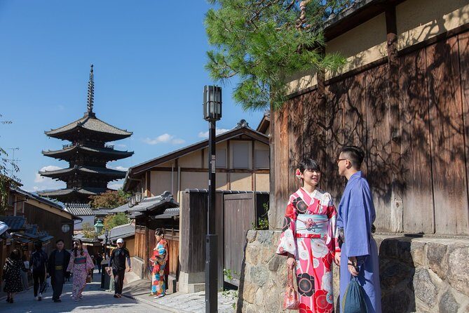 Photo Shoot with a Private Vacation Photographer in KYOTO, JAPAN - Philosopher’s Walk: Soft Strolling Portraits