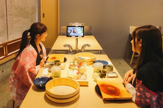 Popular Sushi Making Class near Tokyo Tower - Inside the sushi class: rice, assembly, and English coaching
