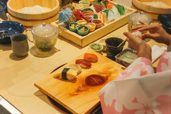 Popular Sushi Making Class near Tokyo Tower - Costumes, photos, and the fun that helps the lesson stick