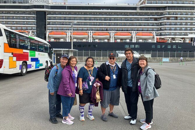 Port Pick-Up: Kochi Tour with Licensed Guide and Vehicle - Makino Botanical Garden and Chikurinji Temple: the calm break that saves your day