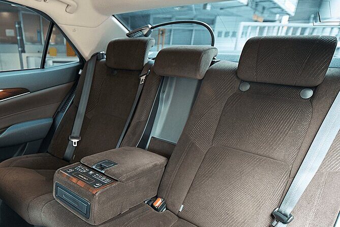 Private arrival Transfer from Kansai airport to Osaka city - Luggage limits and what to do if you have oversized gear