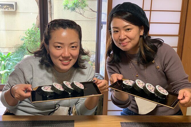 Private Art Sushi Roll Class in Kyoto - Your private 60-minute itinerary: what happens step by step