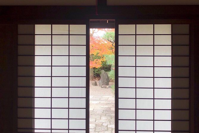 Private car tour in Kyoto (up to 9) - Sanjusangendo Temple: a hall built for awe (and calm)