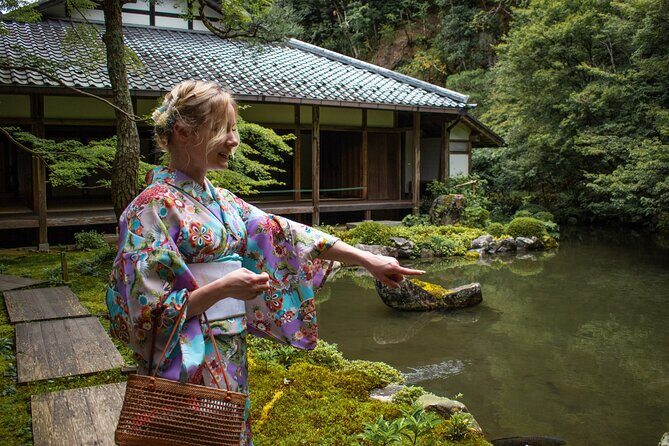 Private car tour Let's uncover secrets of majestic Kyoto history - Ryoan-ji: the rock garden that makes you stand still