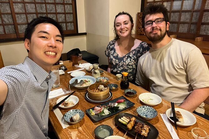 Private Custom Tour in Tokyo with a Bilingual Japanese Guide - Shinjuku icons plus a free observation deck