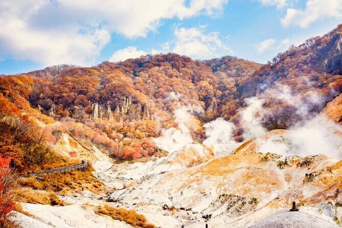 Private Day Tour to Hokkaido Noboribetsu and Lake Toya by Car - Key highlights that make this day special