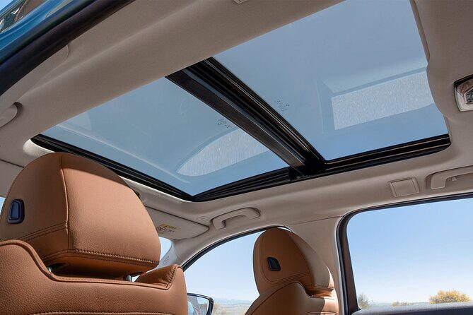Private Departure Tour from Hotel/Airport/Cruise (5-6 Hrs) - Luggage handling in the SUV: a small detail with big payback