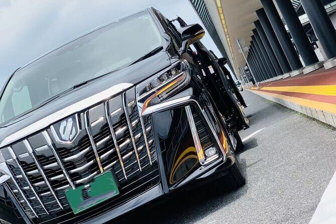Private departure transfer from Kyoto city to Osaka Itami International airport - Flight Tracking and Pickup Timing: The Real Stress Reducer