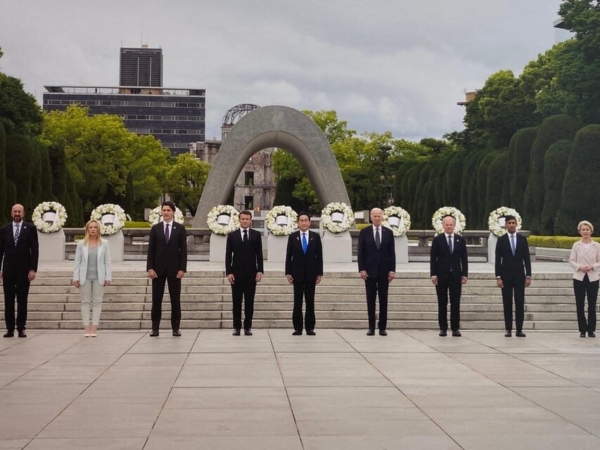 Private Hiroshima and Miyajima Tour with Licensed Guide - Peace Memorial Park: how to walk the area without feeling rushed