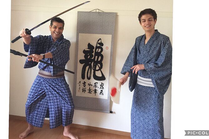 Private homevisit for whole cultual experience, 20min from Tokyo - Cooking lunch in a real home: okonomiyaki or norimaki sushi rolls
