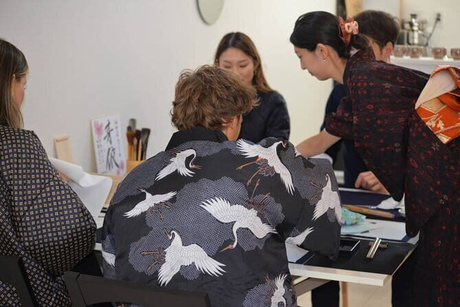 Private Japanese Calligraphy Class in Shibuya Tokyo - Shodo Basics: Learning Core Strokes the Right Way