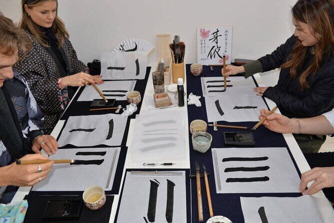 Private Japanese Calligraphy Class in Shibuya Tokyo - Your Souvenir Piece: Name and Kanji You Choose