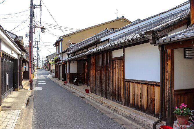 Private Journey in Nara’s Historical Wonder - Todai-ji: the Great Buddha in a wall of wood