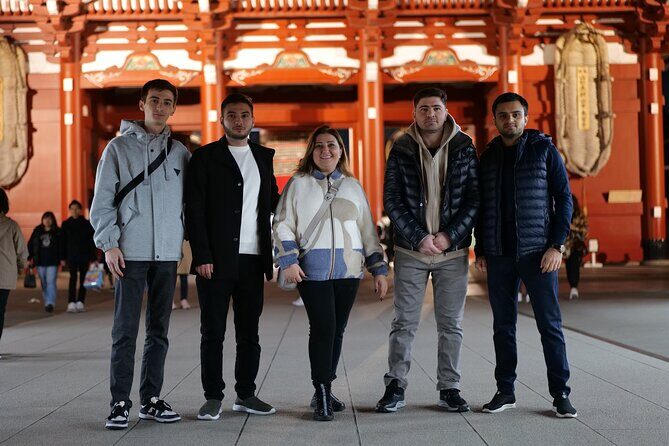 Private Kimono Photo Shooting tour at Asakusa by Local Japanese - Sensō-ji Temple: the photos start with big scale