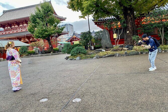 Private Kimono photo shooting tour in ancient city Kamakura - Jufukuji Temple: The Tranquil Pause on the Tree-Lined Road