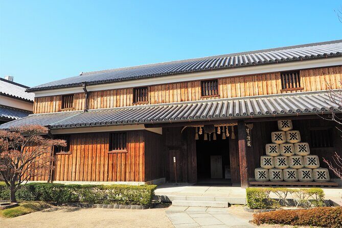 Private Kobe Tour with Licensed Guide and Vehicle - Akashi Kaikyo Bridge and the herb gardens option