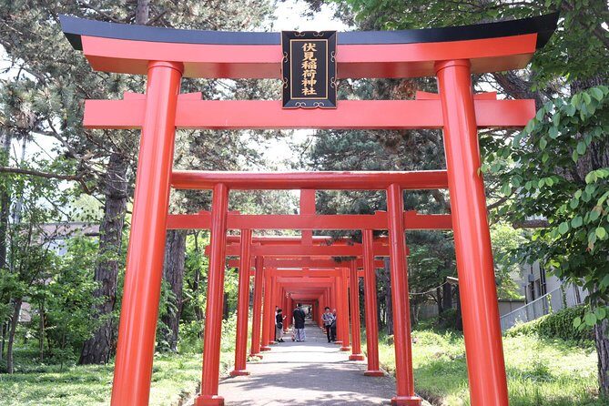Private Market Tour and Cooking Class with Kanae, a Sapporo Local - Lunch with local alcohol: the lesson lands on your plate