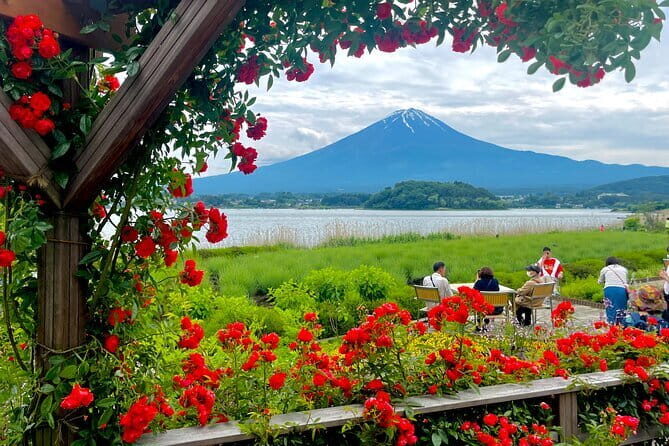 Private Mount Fuji Tours with Car Pickup from Tokyo - Saiko Iyashi no Sato Nemba: thatched houses, crafts, and costume rentals