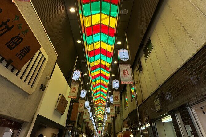 Private Nishiki Market Food & Sake Tour by Young Local Guides - Eating Your Way Through Nishiki Market: Savory Stops That Make Sense